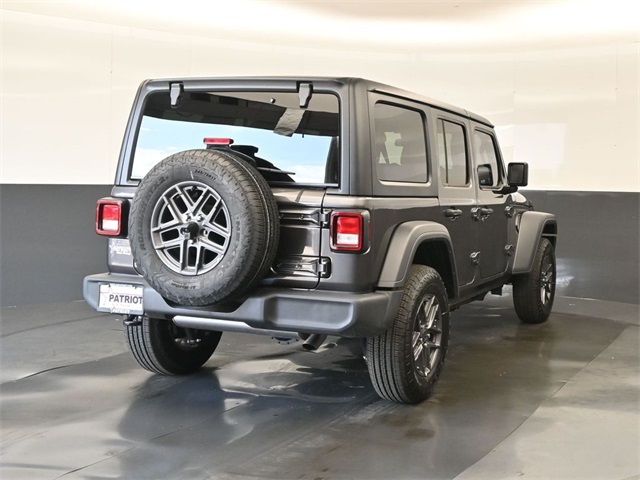 2025 Jeep Wrangler Sport S photo 4