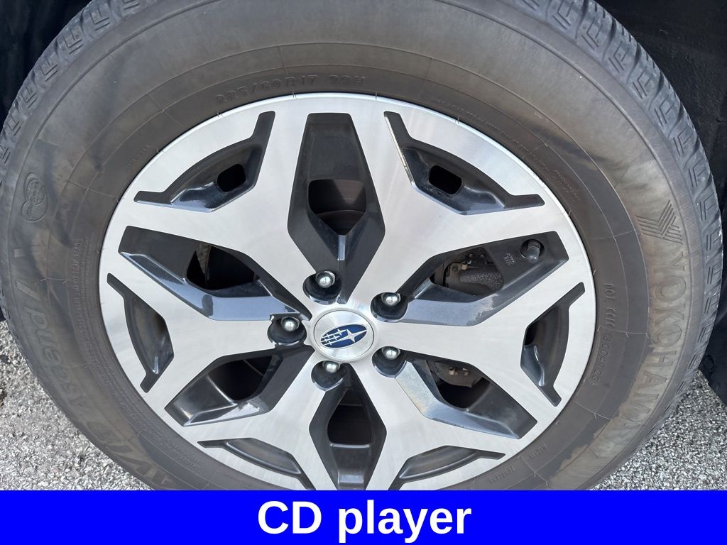 2022 Subaru Forester Premium photo 10