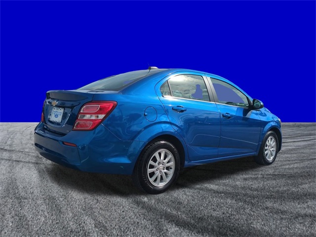 2018 Chevrolet Sonic LT photo 3