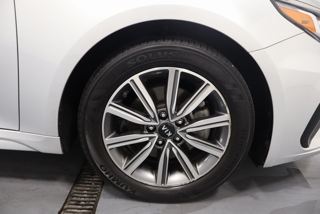 2019 Kia Optima LX photo 26