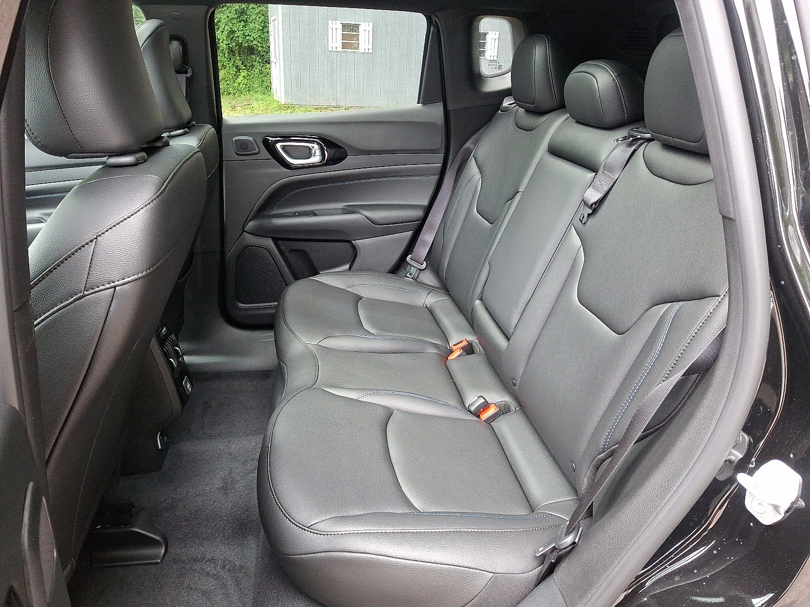 2025 Jeep Compass Limited photo 4