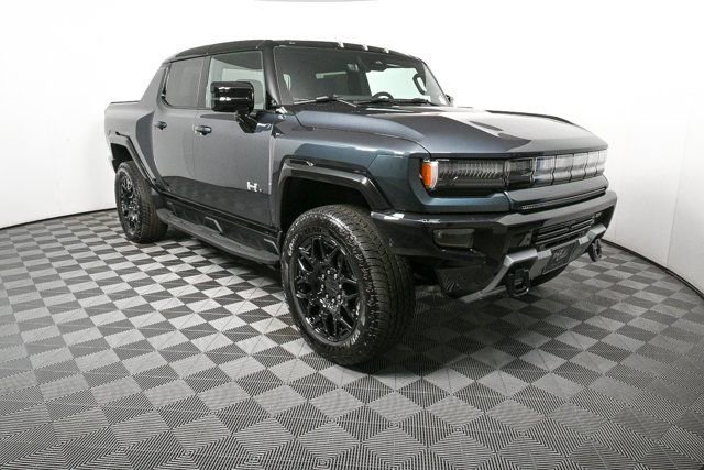 2026 GMC HUMMER EV 2X's photo