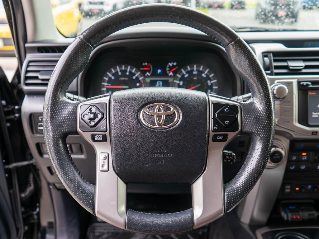 2016 Toyota 4Runner Limited photo 10