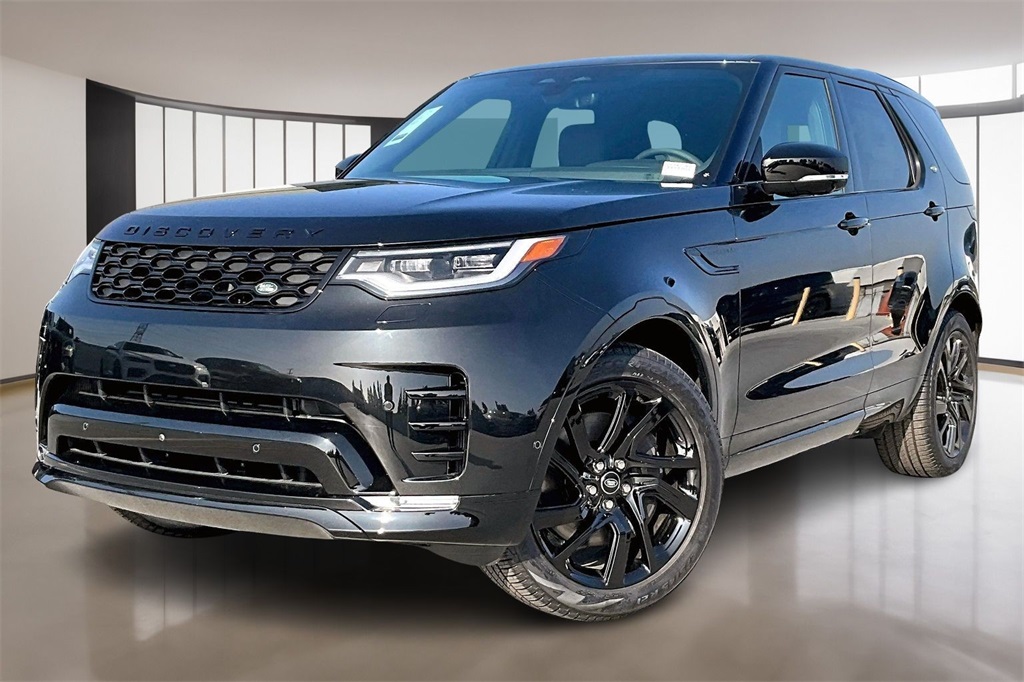 2025 Land Rover Discovery Dynamic SE's photo
