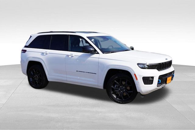 2023 Jeep Grand Cherokee 4xe photo 2