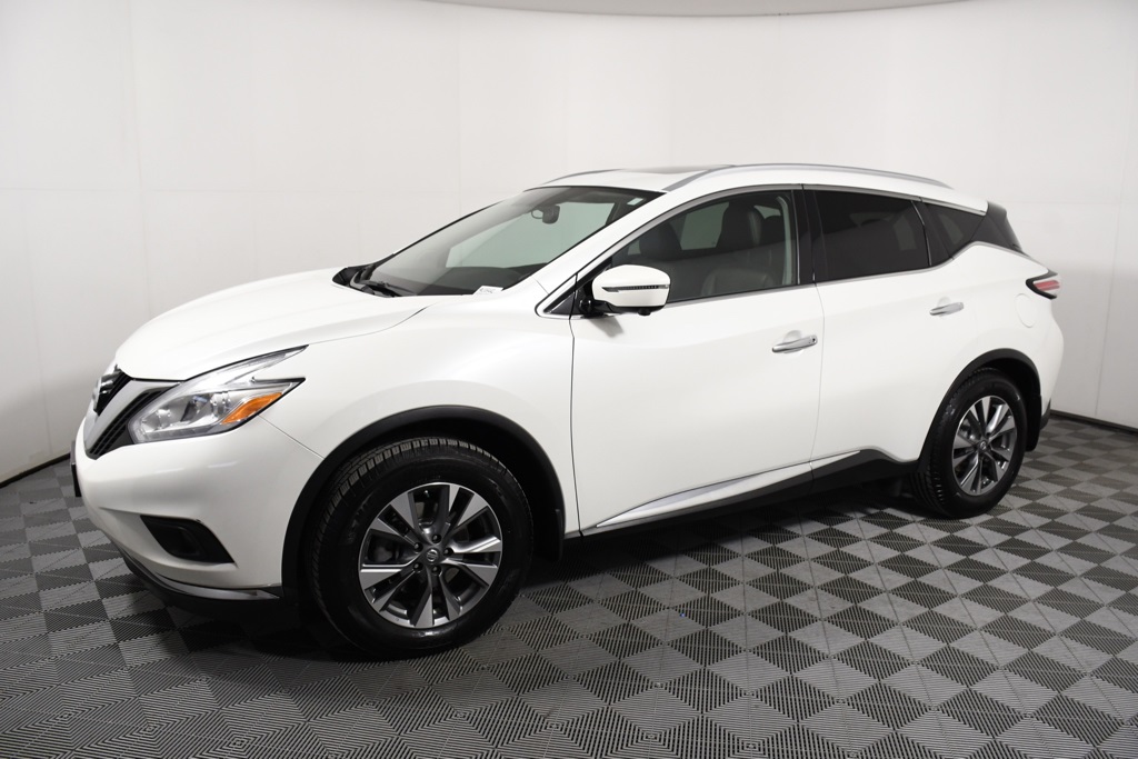 Used 2017 Nissan Murano SL with VIN 5N1AZ2MH6HN165440 for sale in Richfield, Minnesota