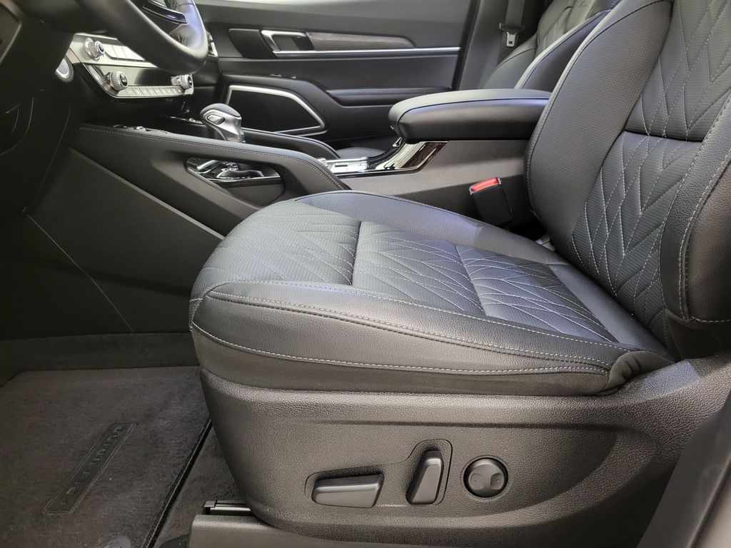 2025 Kia Telluride EX X-Line photo 3