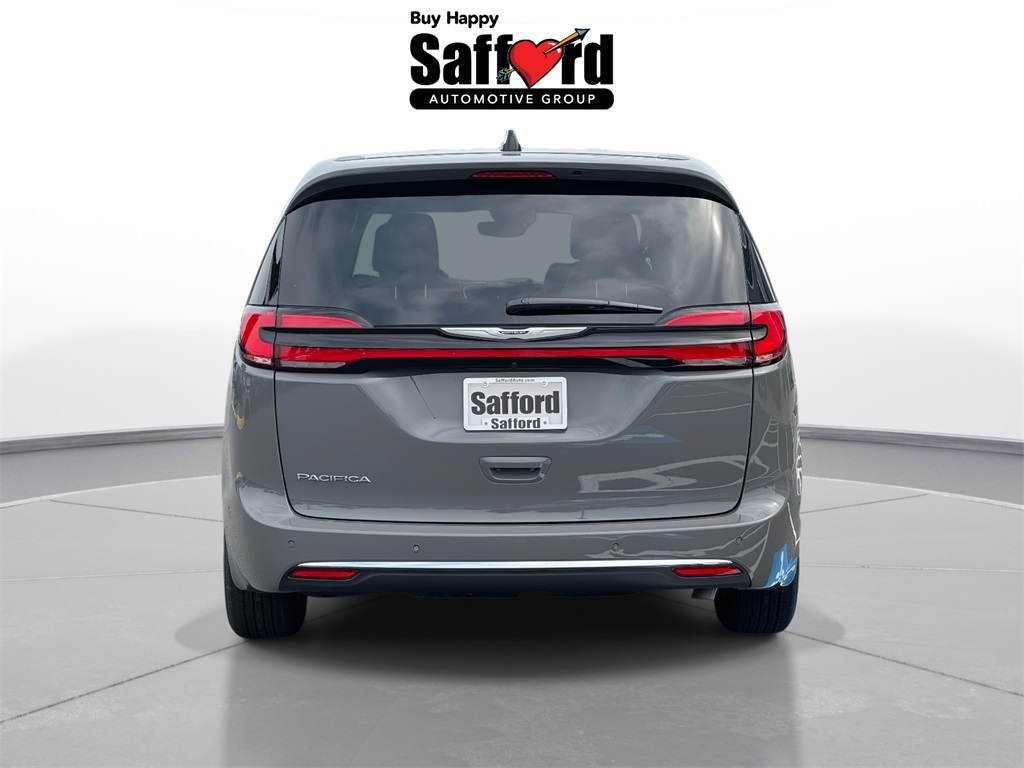 2025 Chrysler Pacifica photo 6