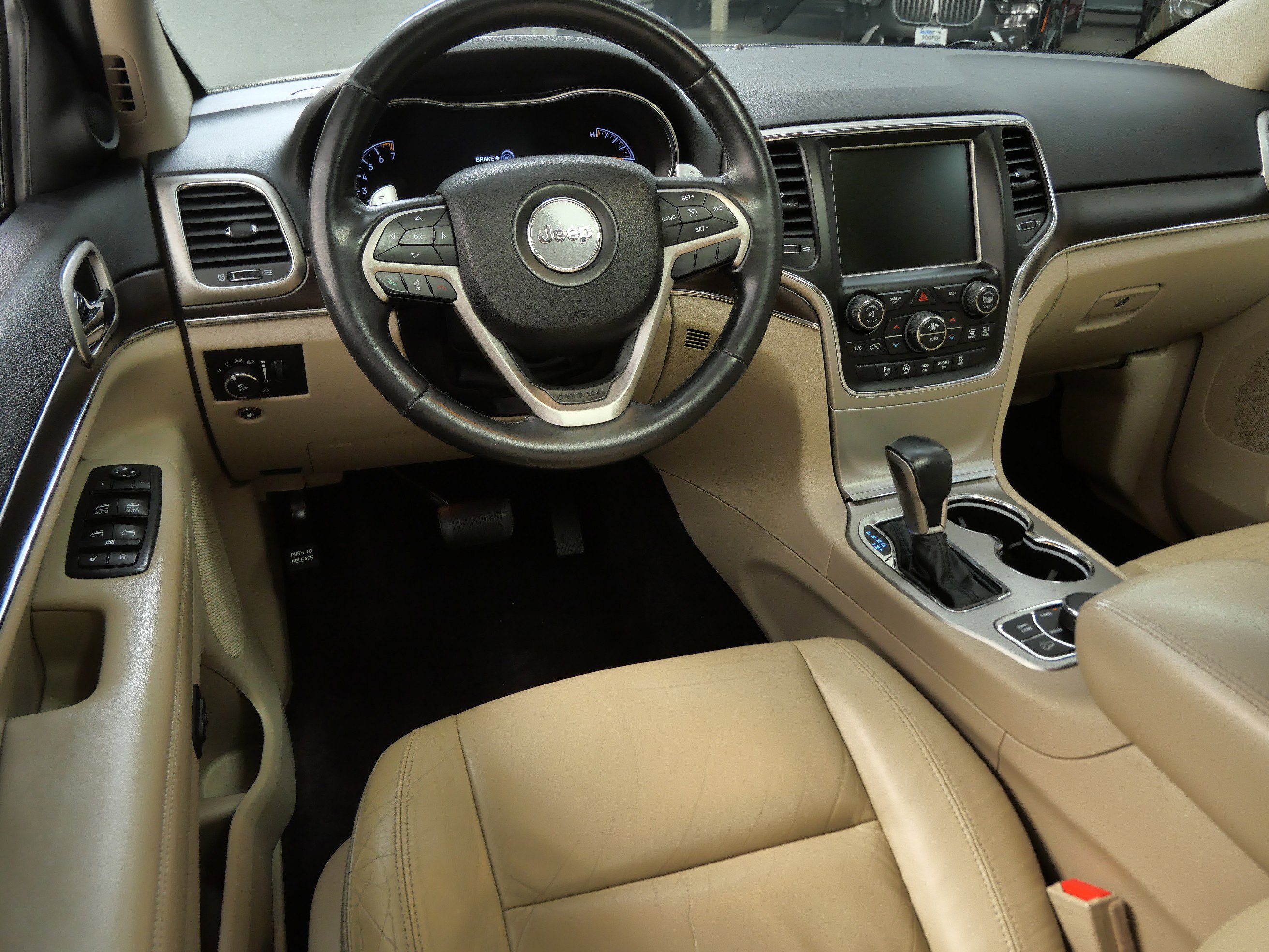 Used 2017 Jeep Grand Cherokee Limited with VIN 1C4RJFBG4HC604386 for sale in Minnetonka, Minnesota