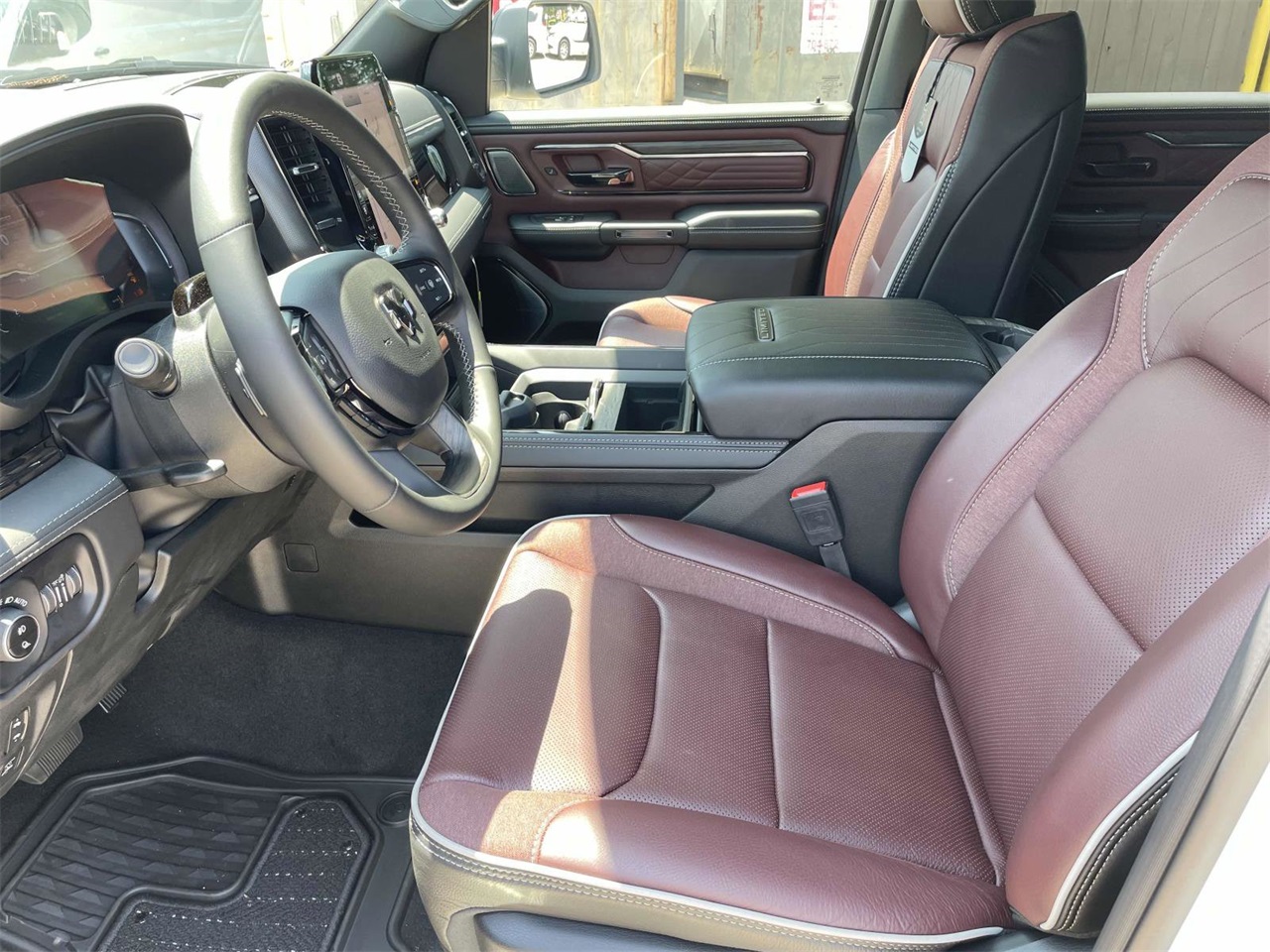 2025 Ram 1500 Limited photo 18