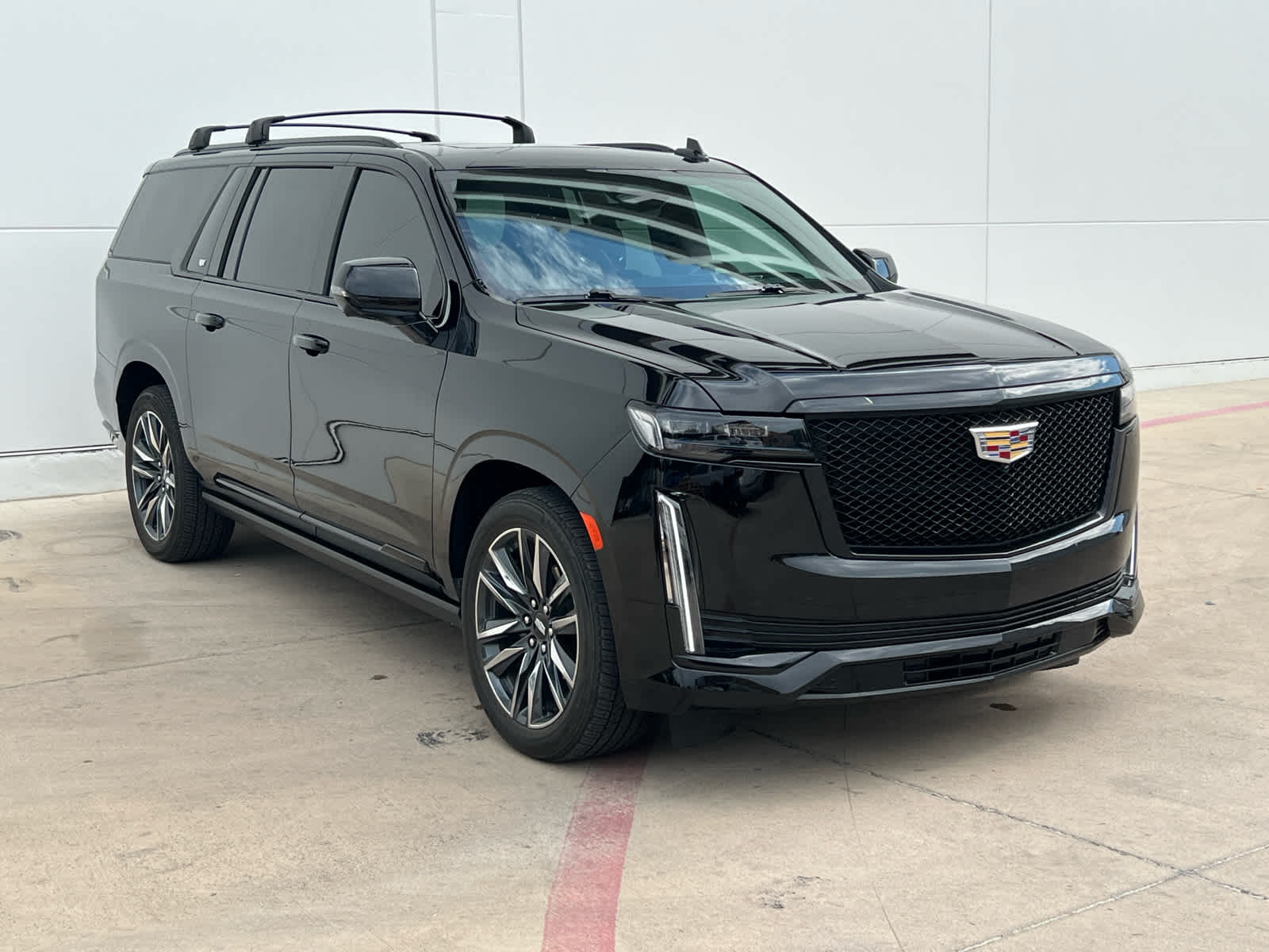 2023 Cadillac Escalade ESV Sport photo 3