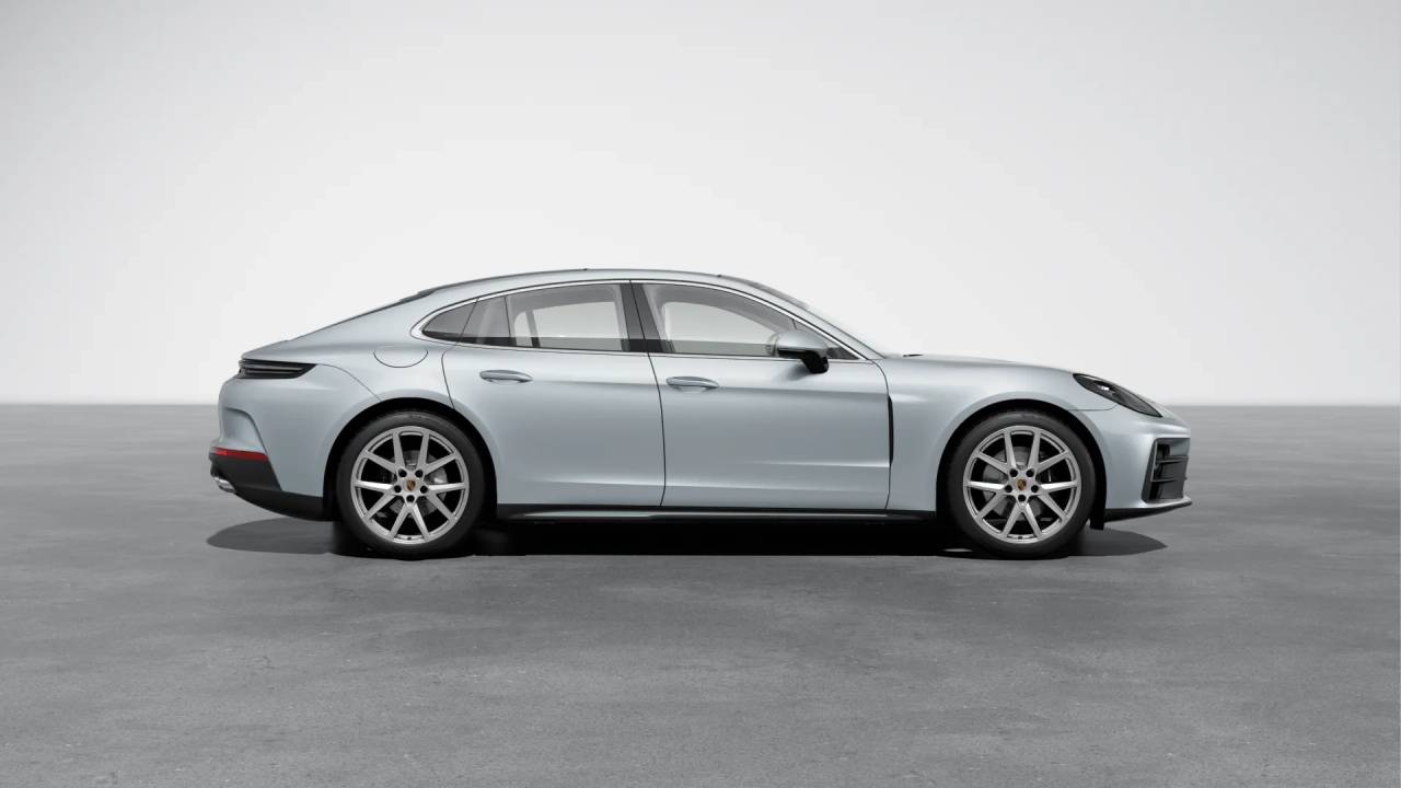 2026 Porsche Panamera 4 photo 6