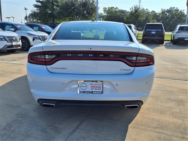 2022 Dodge Charger SXT photo 16