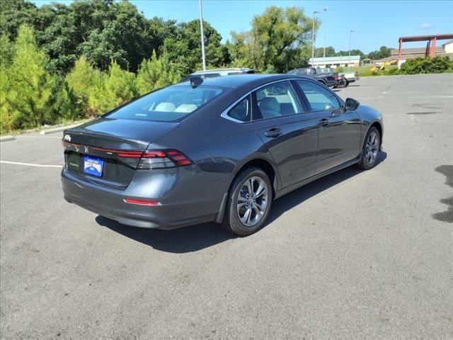 2024 Honda Accord 1.5T EX photo 3