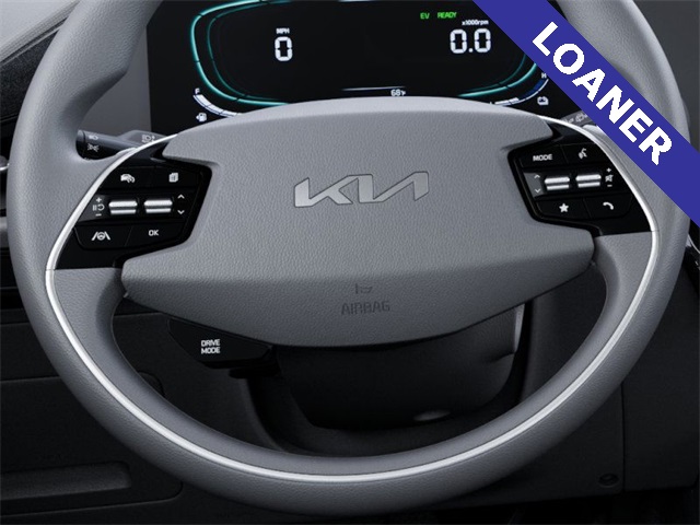 2025 Kia Niro LX photo 13