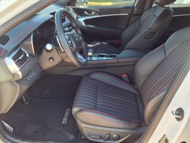 2024 Genesis G70 2.5T Sport Prestige photo 10
