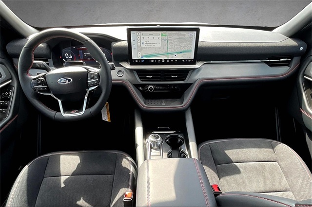2025 Ford Explorer ST photo 5