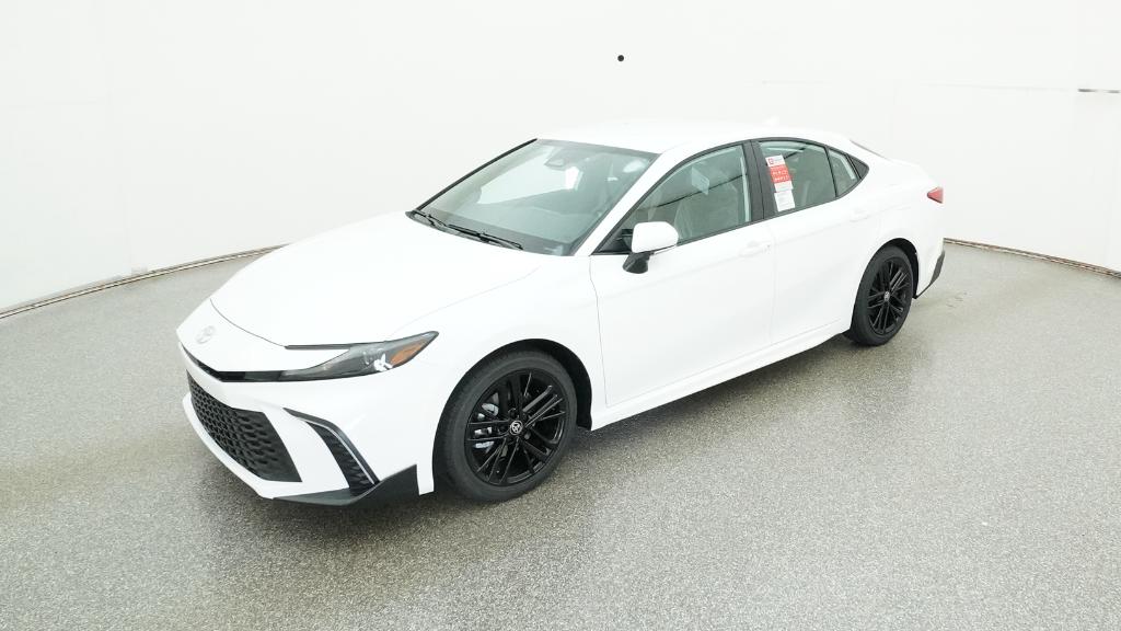 2026 Toyota Camry SE's photo