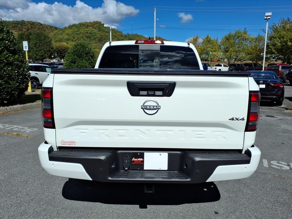 2026 Nissan Frontier SV photo 4
