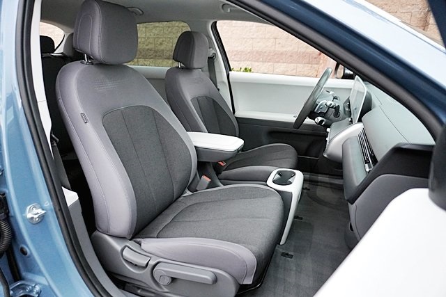 2024 Hyundai Ioniq 5 SEL photo 11