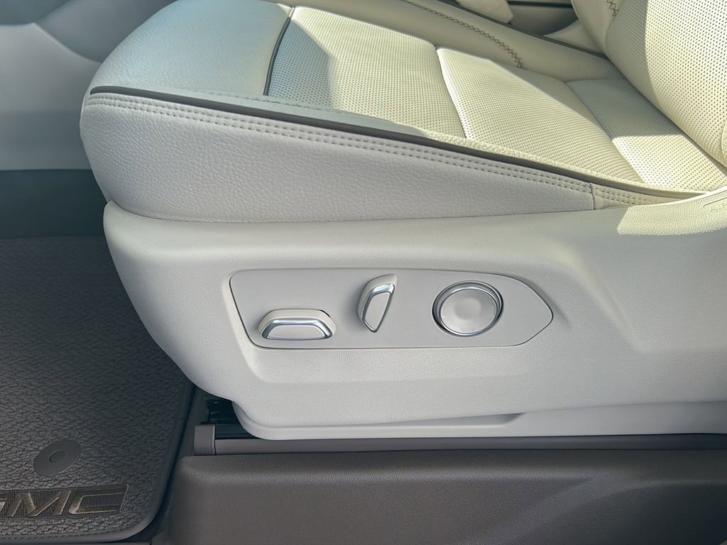 2025 Gmc Yukon XL Denali photo 12