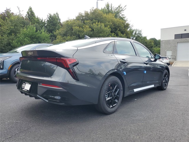 2026 Kia K5 LXS photo 4