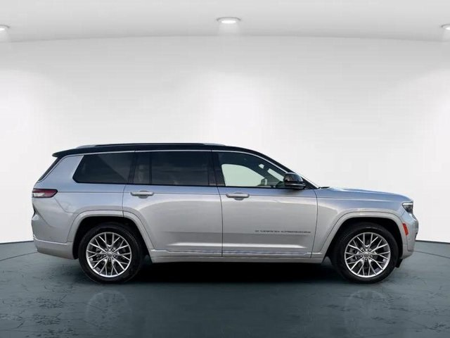 2022 Jeep Grand Cherokee L Summit photo 4