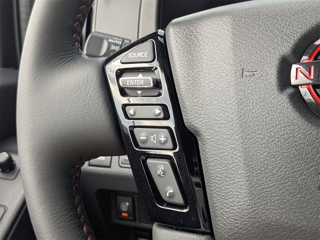 2025 Nissan Frontier PRO-X photo 27