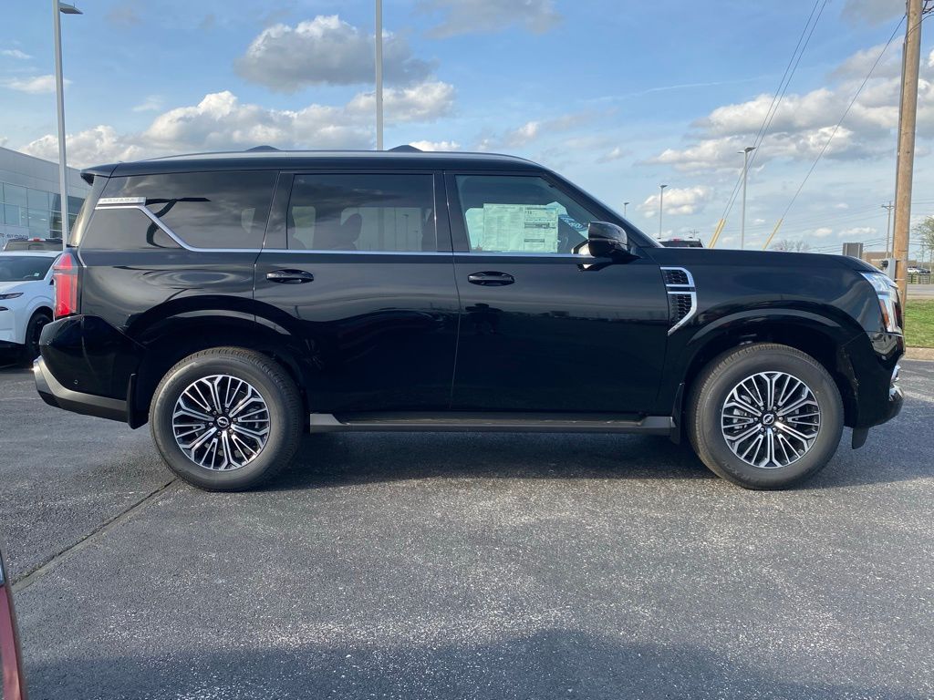 2025 Nissan Armada SL photo 3