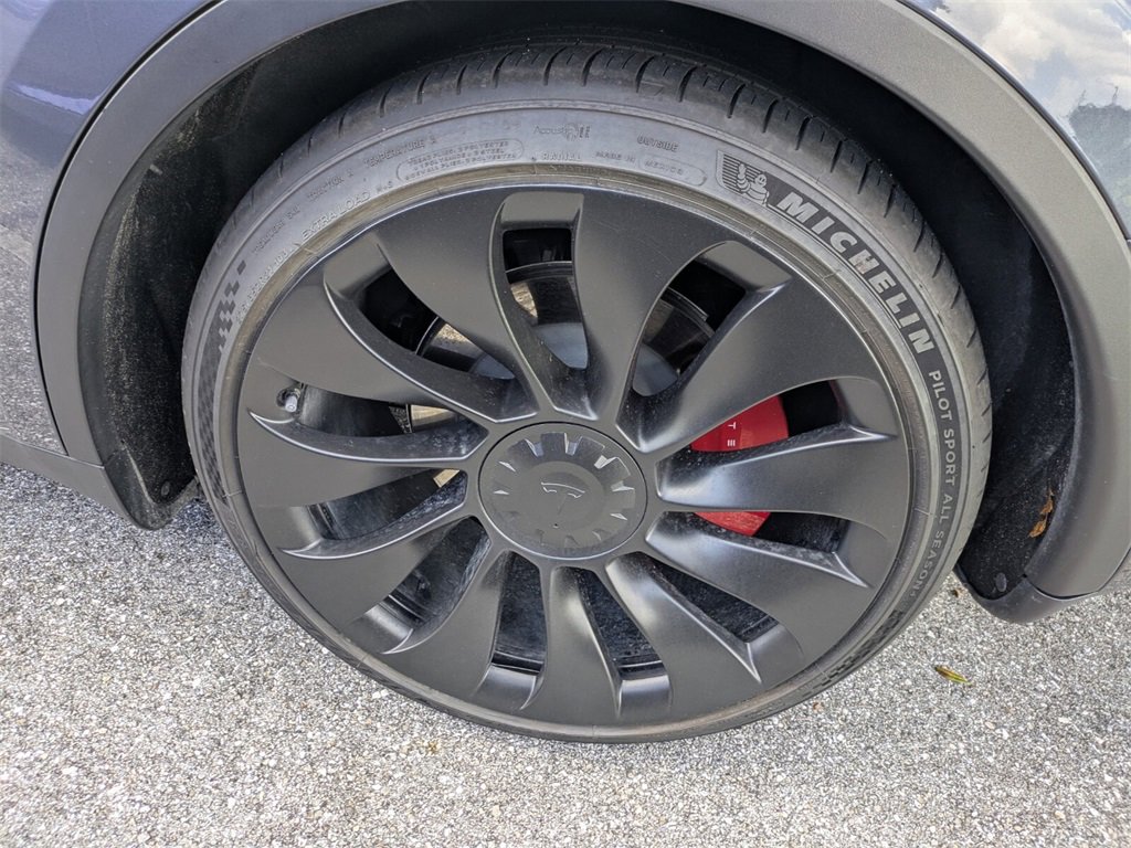 2023 Tesla Model Y Performance photo 18