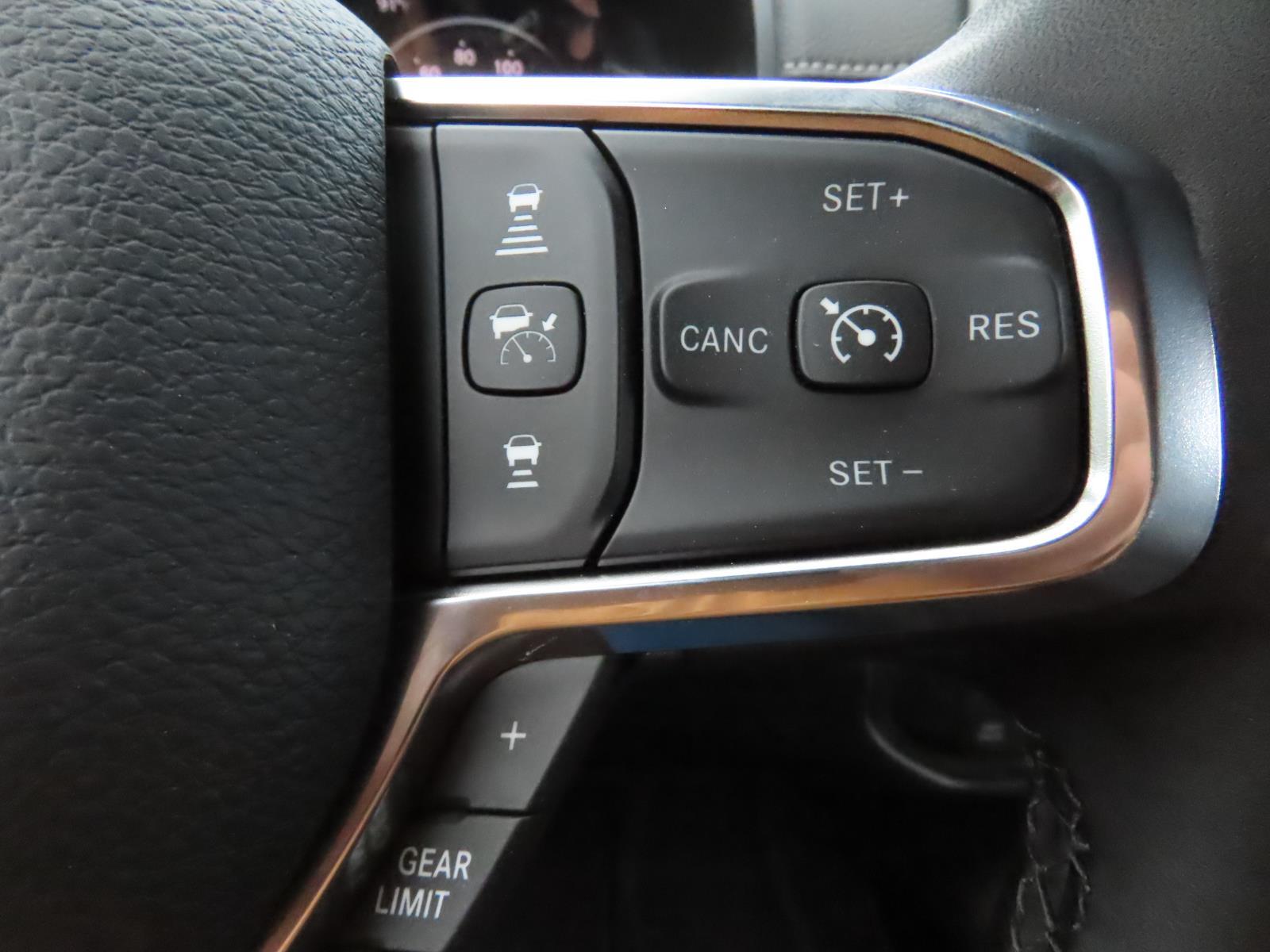 2026 Ram 2500 Laramie photo 24