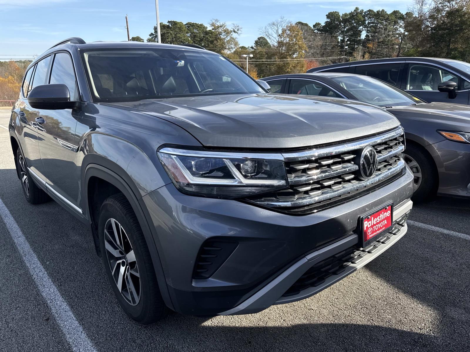 2022 Volkswagen Atlas SE's photo