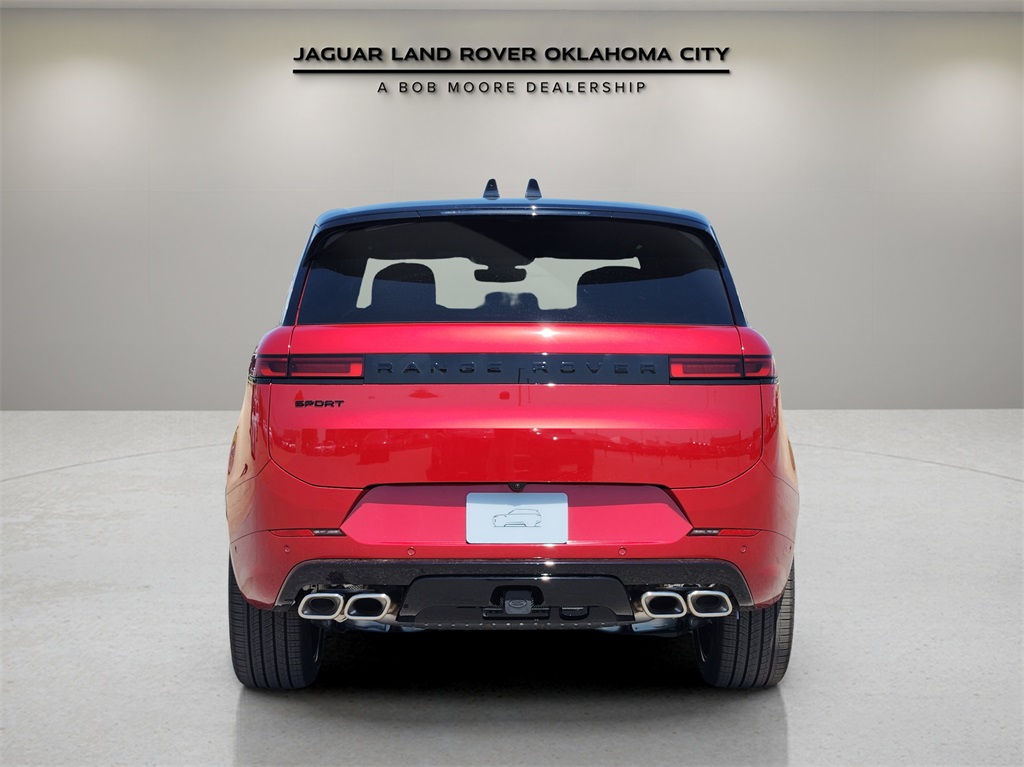 2025 Land Rover Range Rover Sport SE photo 4