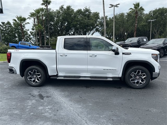 2025 Gmc Sierra 1500 SLT photo 3