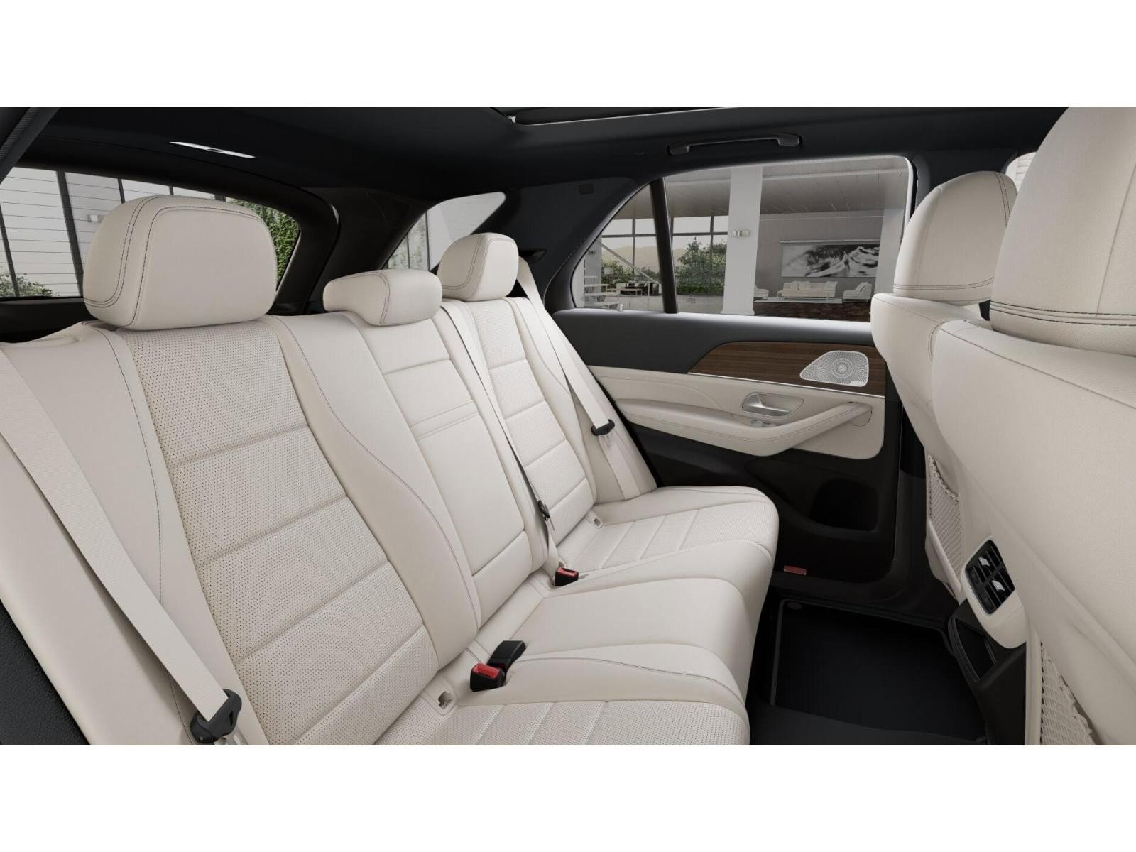 2026 Mercedes Benz GLE 350 4MATIC photo 4