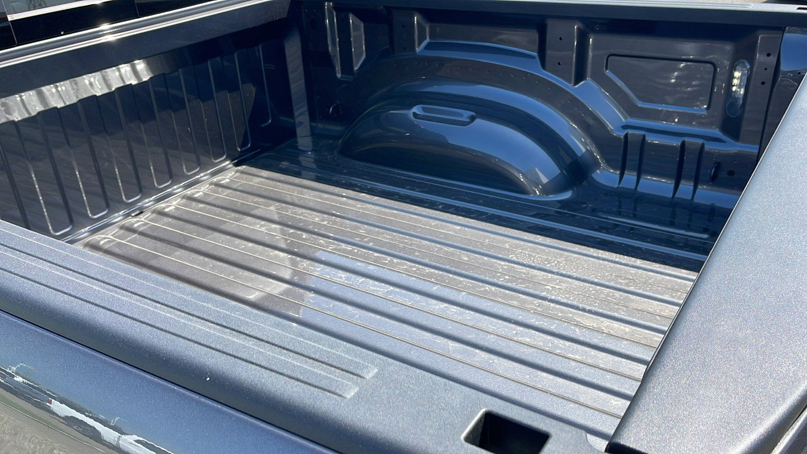 2025 Ram 1500 Laramie photo 28