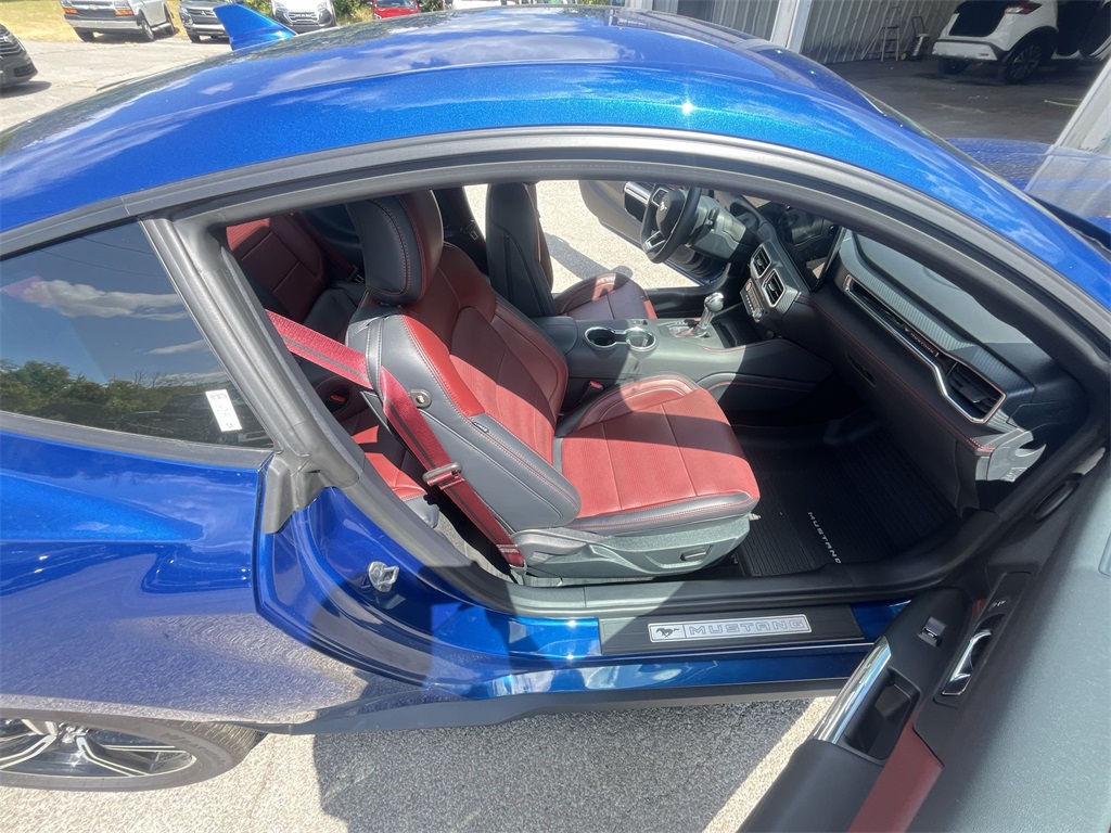 2024 Ford Mustang EcoBoost Premium photo 21