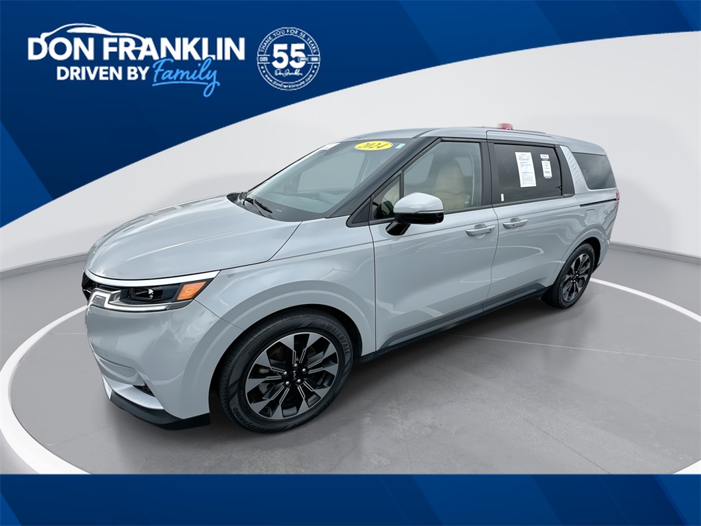 2024 Kia Carnival EX's photo