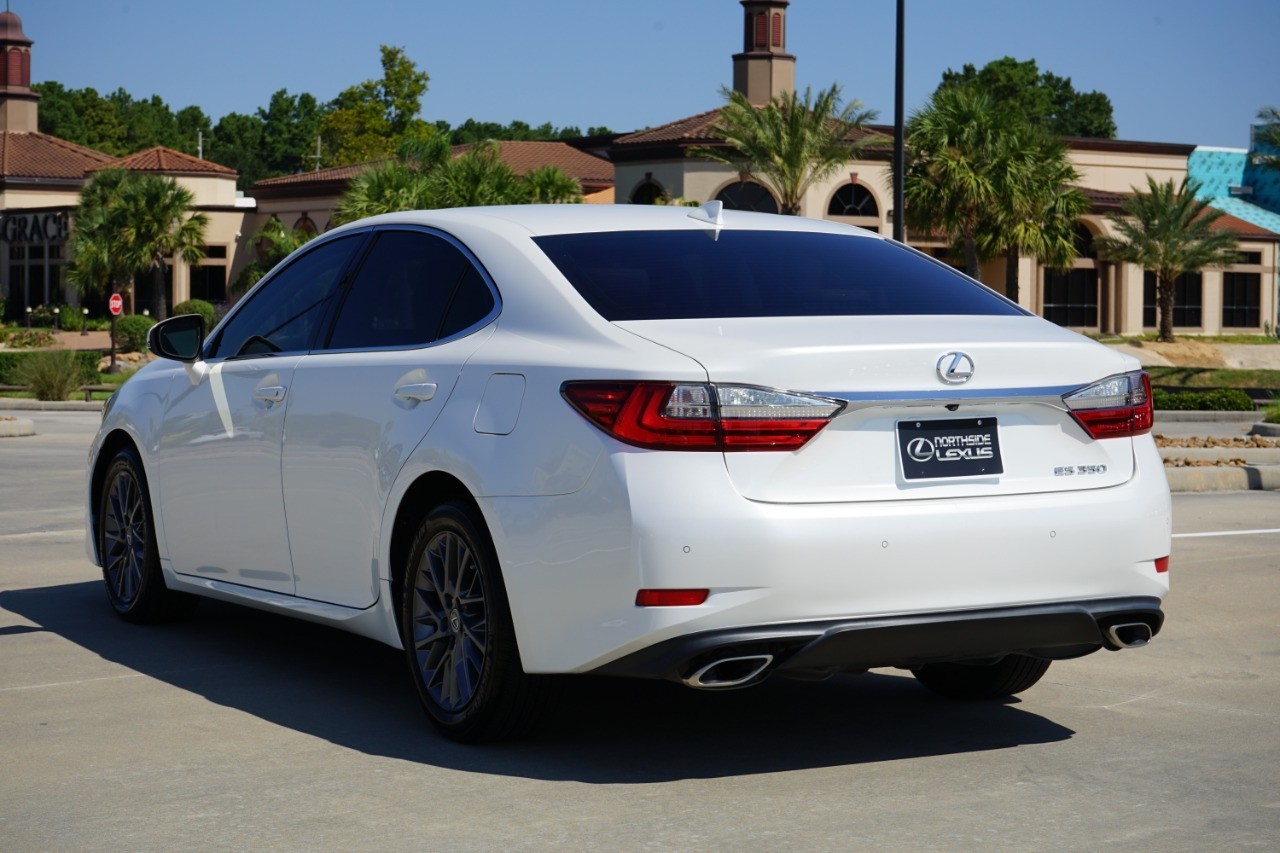 2017 Lexus ES 350 photo 8