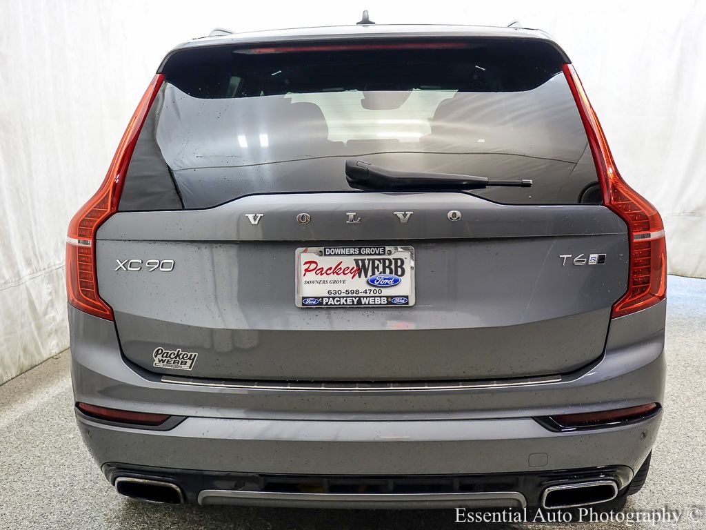 2016 Volvo XC90 T6 R-Design photo 4