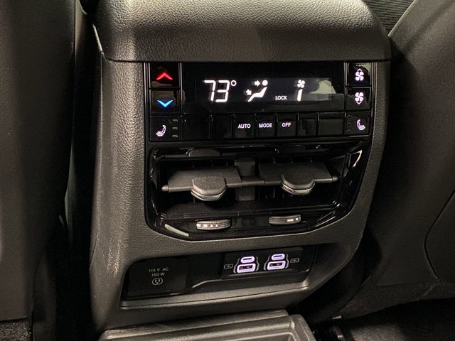 2025 Jeep Grand Cherokee Limited photo 35