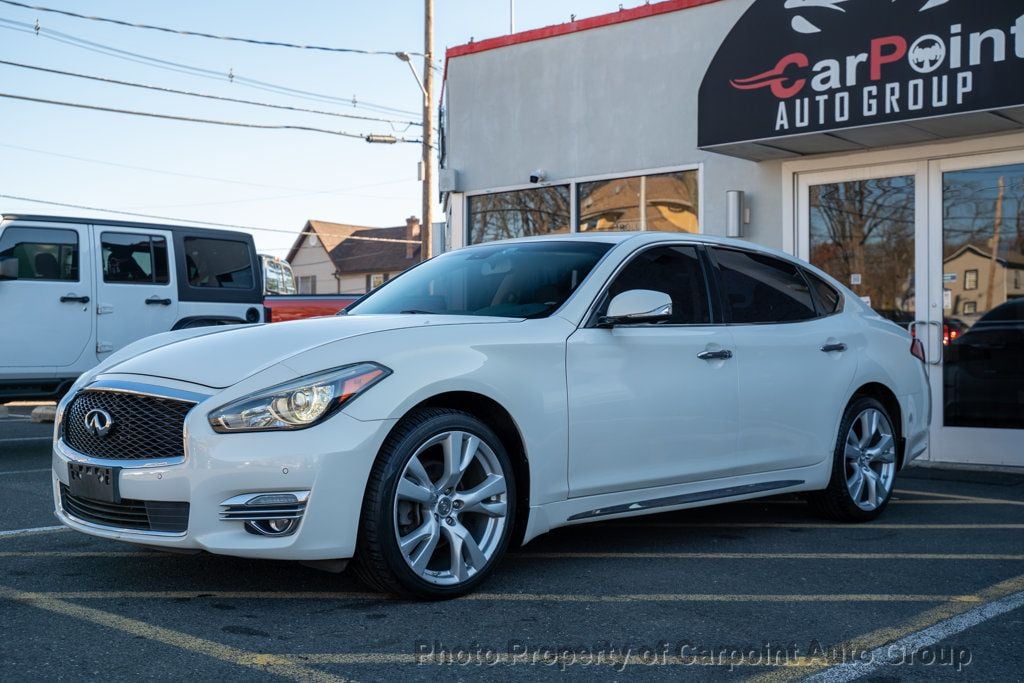 2015 INFINITI Q70L 3.7's photo