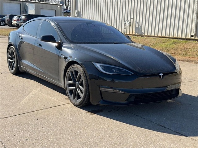 2022 Tesla Model S Long Range's photo