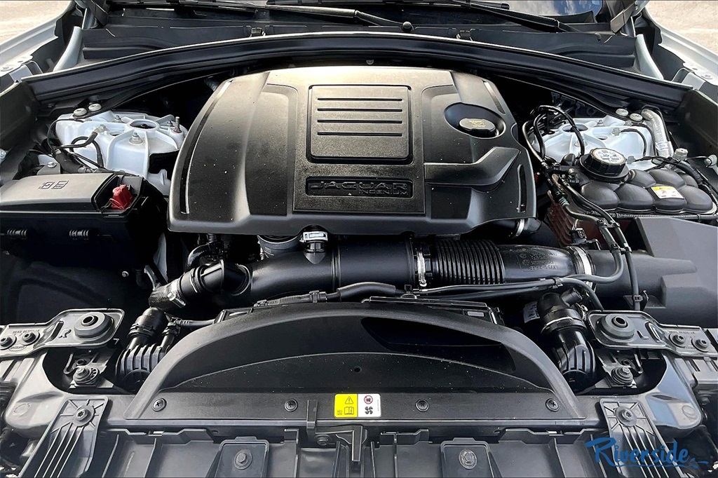 2021 Jaguar F-PACE P250 S photo 24