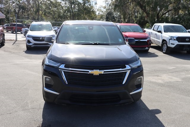 2023 Chevrolet Traverse LS photo 2
