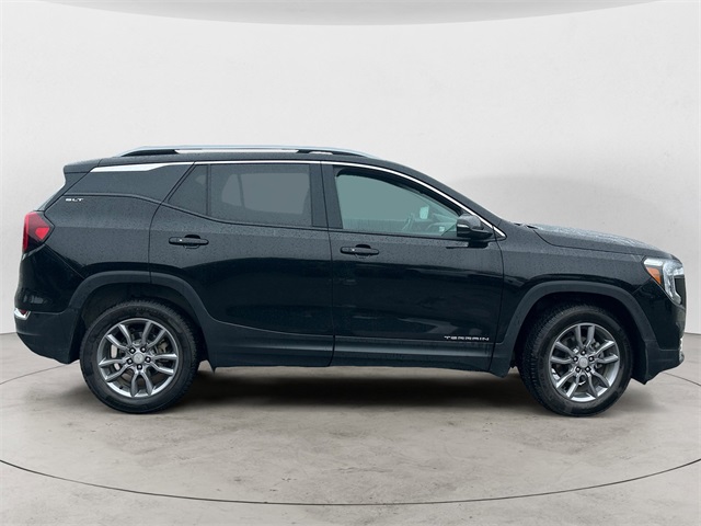 2024 Gmc Terrain SLT photo 5