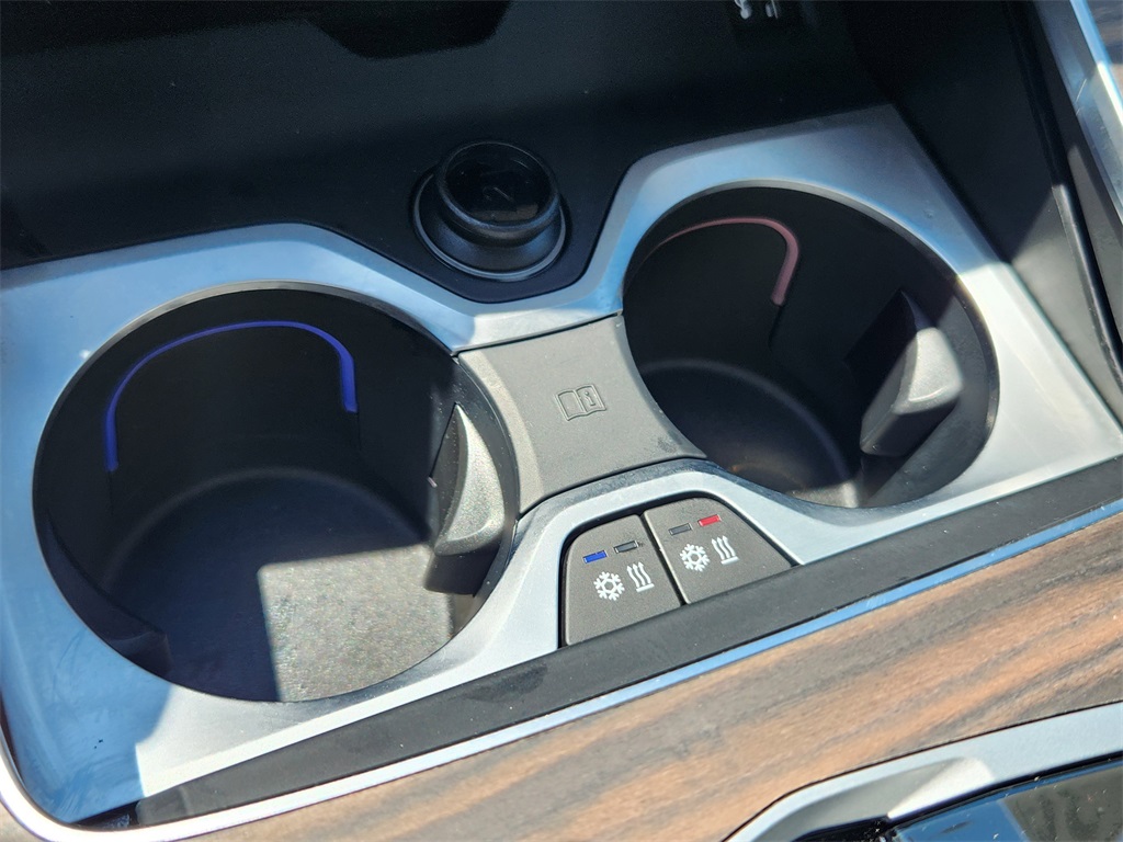 2025 Bmw X7 M60i photo 28