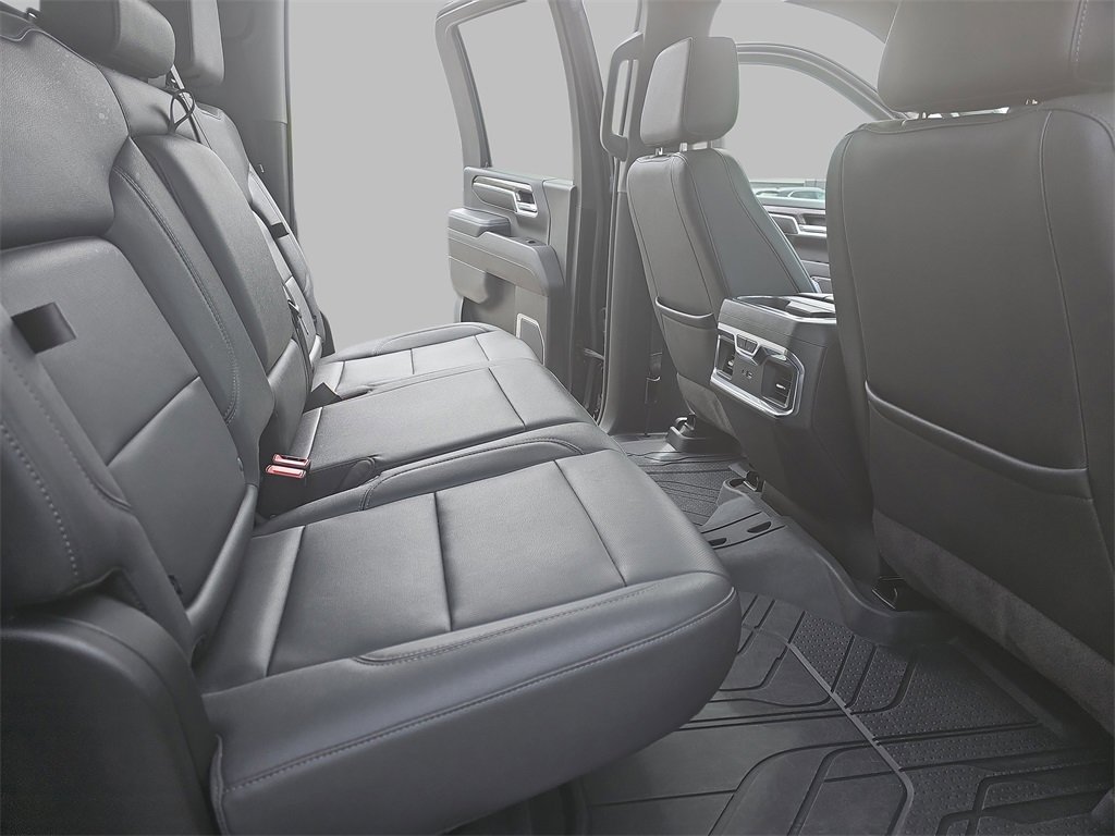 2024 Chevrolet Silverado 2500HD LTZ photo 11