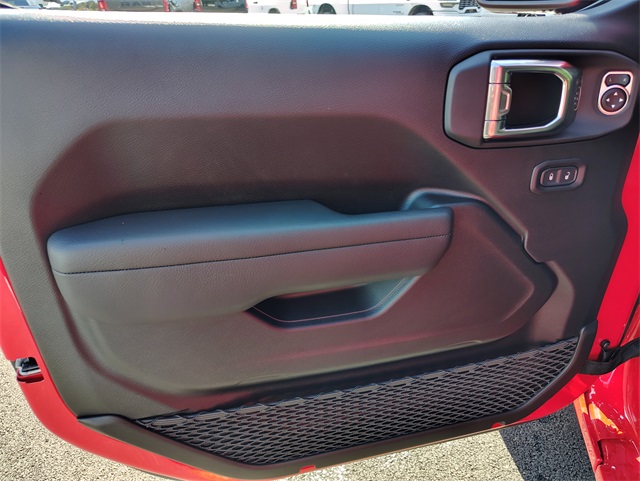 2025 Jeep Wrangler Sport S photo 7