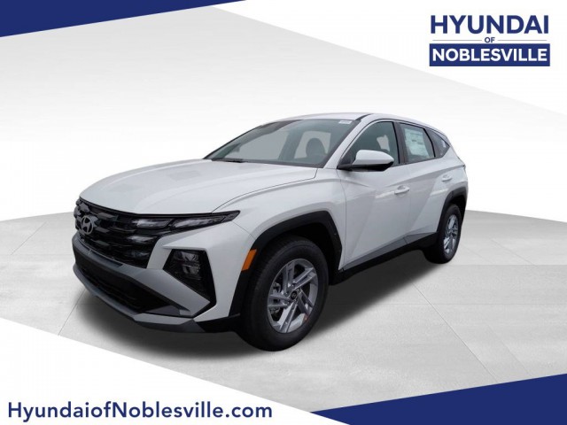 2026 Hyundai Tucson SE's photo